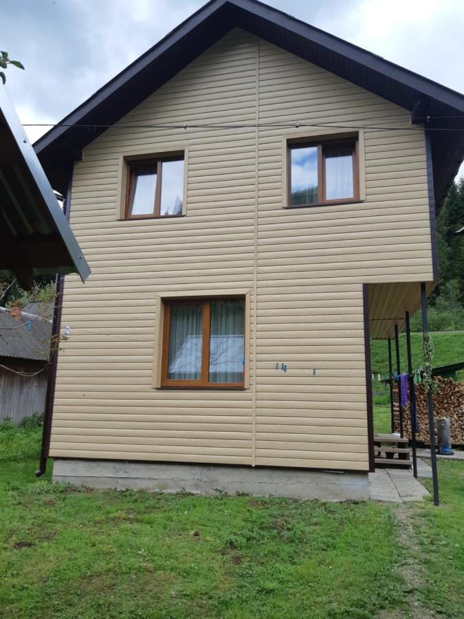 Котедж Під Горою Tatariv Room photo